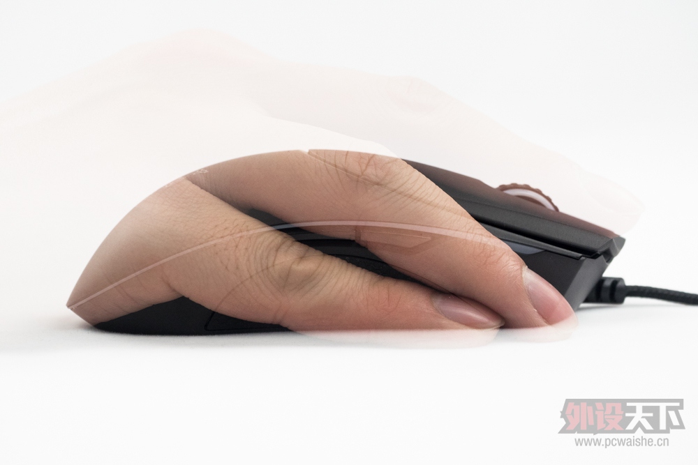 �����ӡ�Ц������˵���� Razer DIAMONDBACK����
