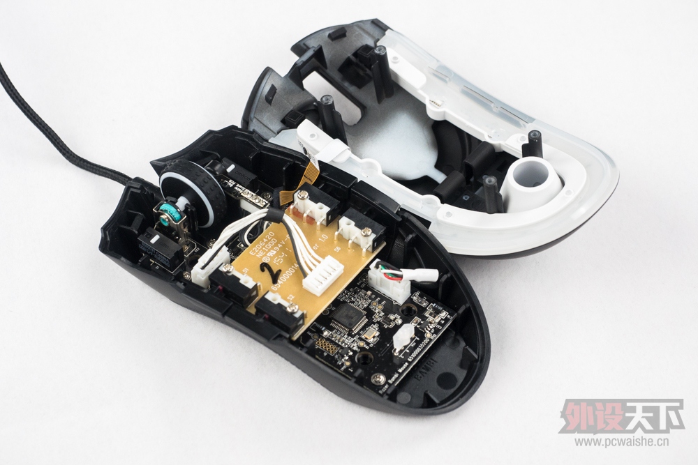 �����ӡ�Ц������˵���� Razer DIAMONDBACK����