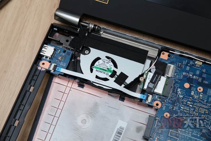 �곞���� ��Ӱ��ʿ2VN7-792G����
