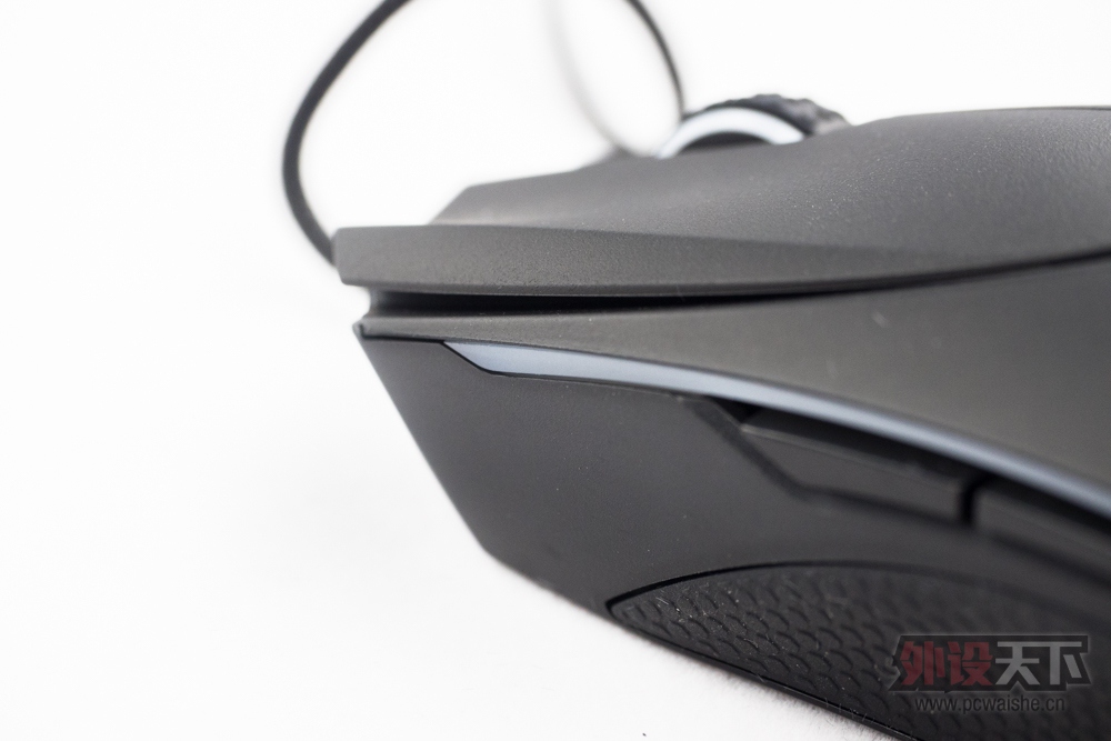 �����ӡ�Ц������˵���� Razer DIAMONDBACK����