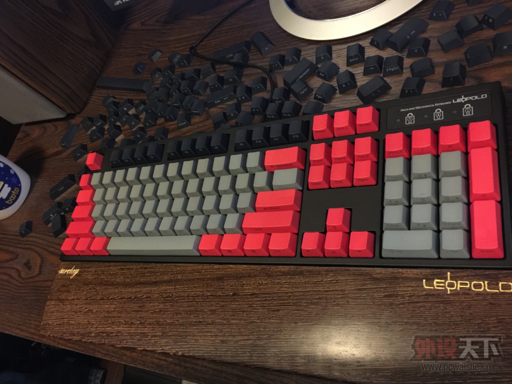 FILCO�޸У����Ժ��������ջ�е����leopold FC900R �������&��ñDIY