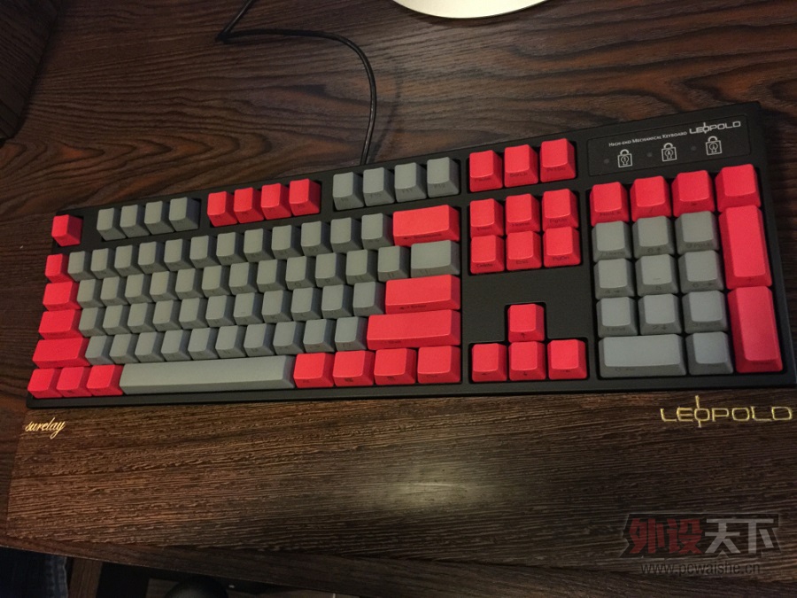 FILCO�޸У����Ժ��������ջ�е����leopold FC900R �������&��ñDIY