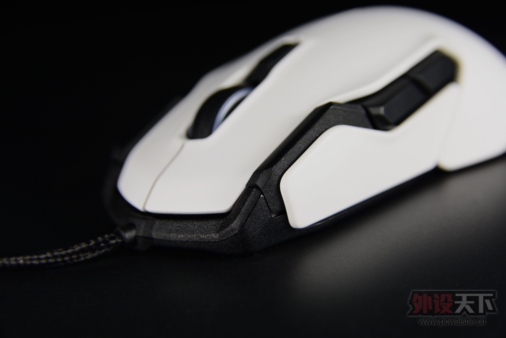 ���ܰ�Ұ�ޣ���ROCCAT���� KOVA���鱪��ɫ������