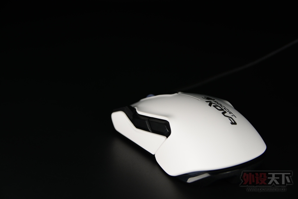 ���ܰ�Ұ�ޣ���ROCCAT���� KOVA���鱪��ɫ������