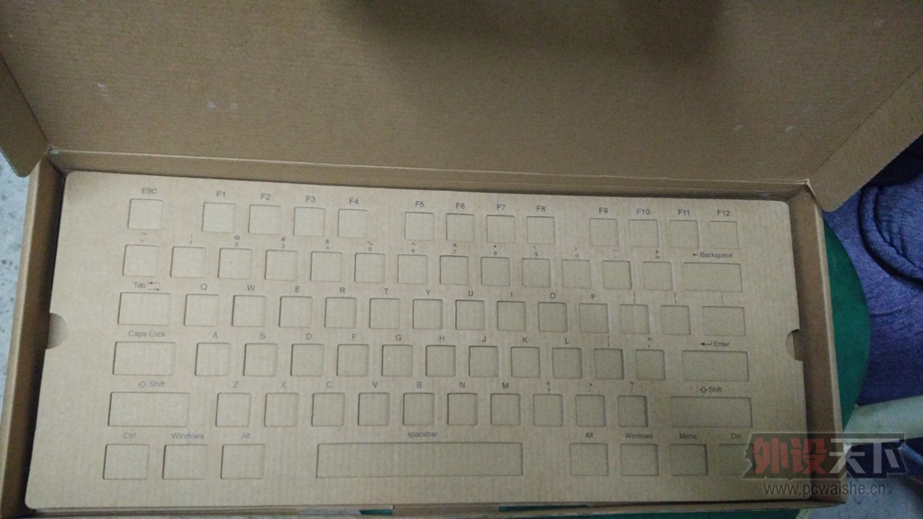 ���ѳ������½���GMK�Ұ׺�һ��������װ��ȫ�ף���ϣ��������ȫ��1000��˳��