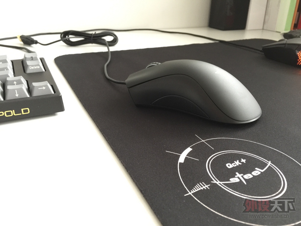 ��ɫ���� (4).JPG