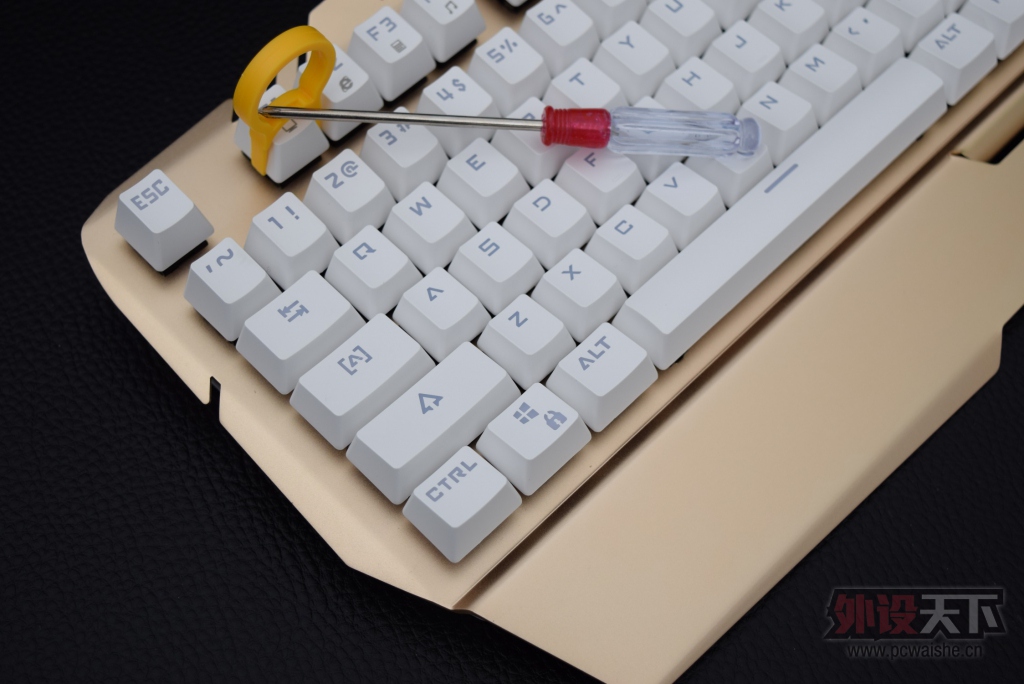 ��һ���ס����˵á�����������GT101��е�����ײ�