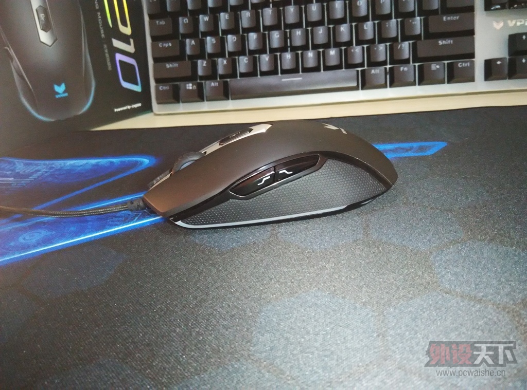 ���װ�V1000+�װ�V210 ������˳��+�ƿص���������