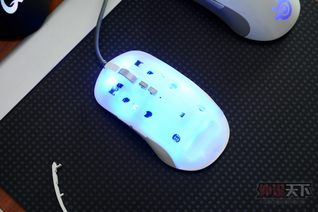 �ֵ�֮���ԺĲģ�����ֵ�Գ�����׿���RM3mini���°棩�ס��㡱��72P��