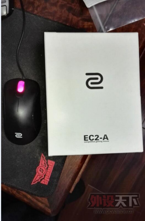 ������������8.5�� ZOWIE EC2-A