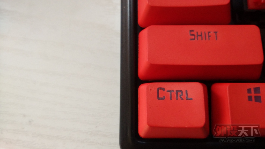 ���ѳ�����׶�ɫ��104 PBT��͸��ñ��