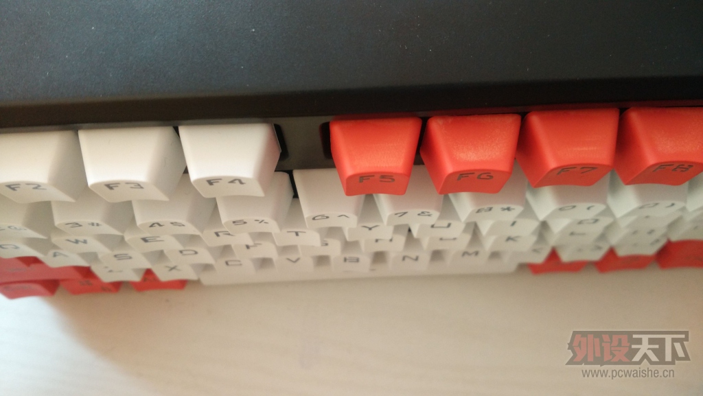 ���ѳ�����׶�ɫ��104 PBT��͸��ñ��