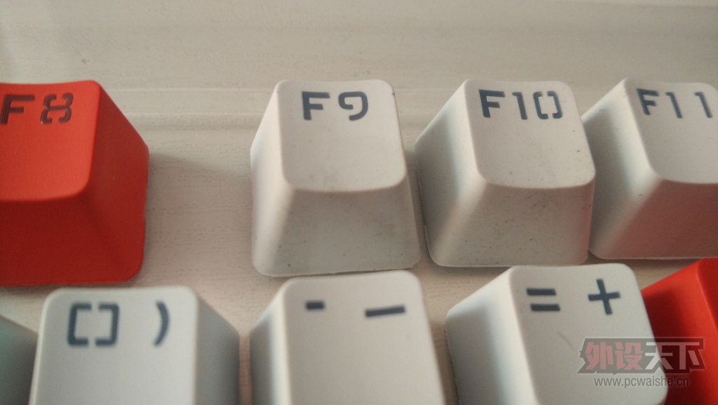 ���ѳ�����׶�ɫ��104 PBT��͸��ñ��