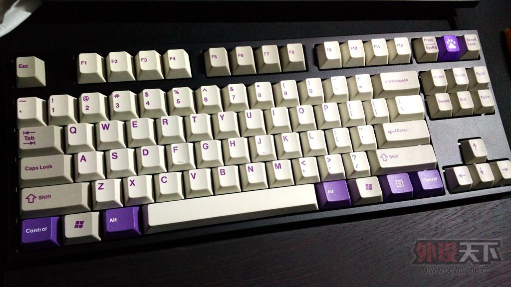 ���ѳ������½���LEOPOLD  FC750R��ɫ���������95��620��˳��½��