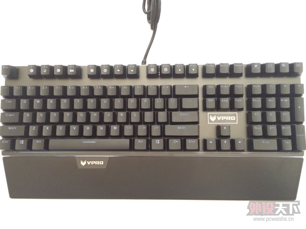 ´---װV720RGB