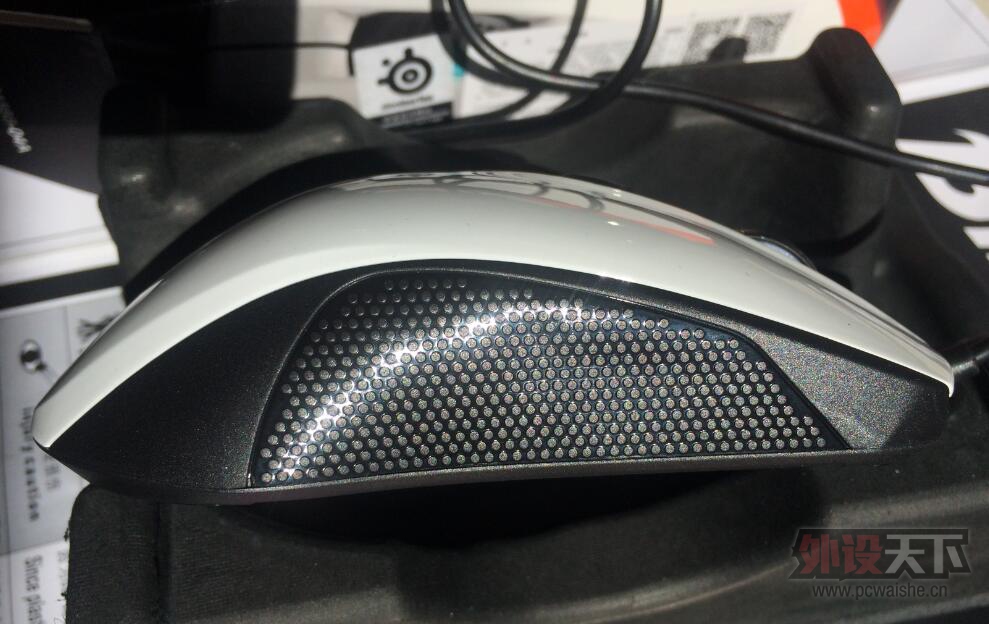 ���RIVAL 100���ˣ���������