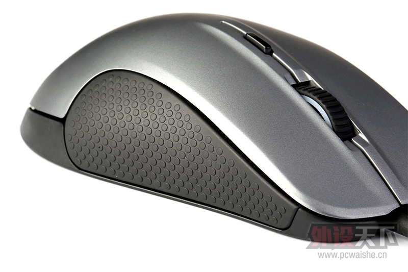 ȹRival 300ɫϷͼ