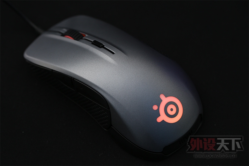 ȹRival 300ɫϷͼ
