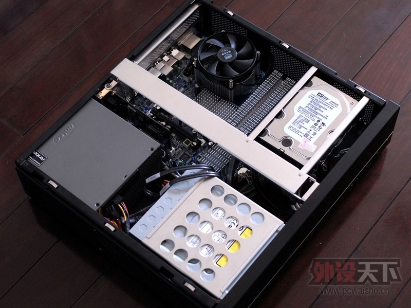 [ɽ��] [��]����SilverStone��ҹݺ��ϵ�� ST30NF��Դ������