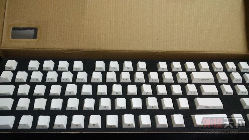 ���ѳ������½���LEOPOLD 87+3  �ײ�̲����ñ  95�� 165��˳��