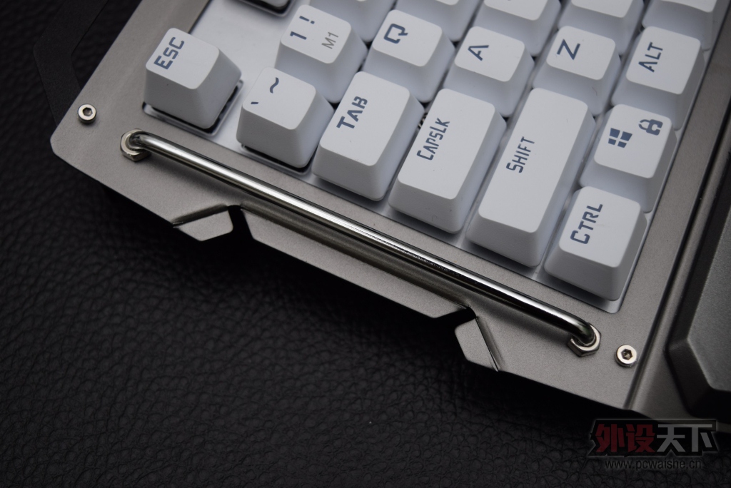 ʷ�����ػ�е����û��֮һ������D13��ᡣ