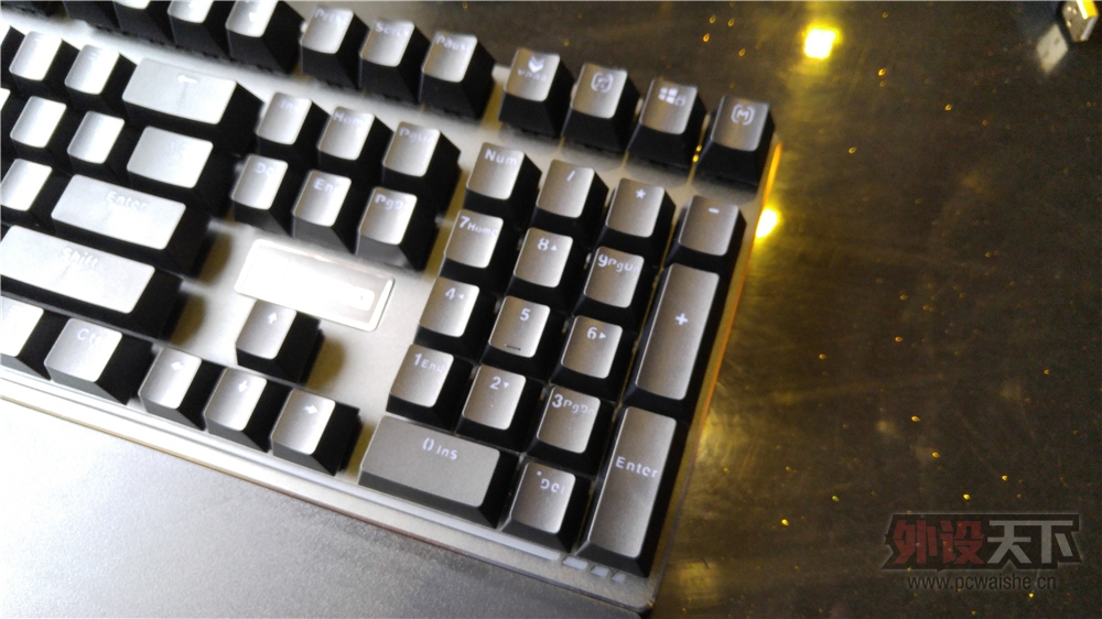 ���б��� ϸ���ָС����װ�V720��е��������