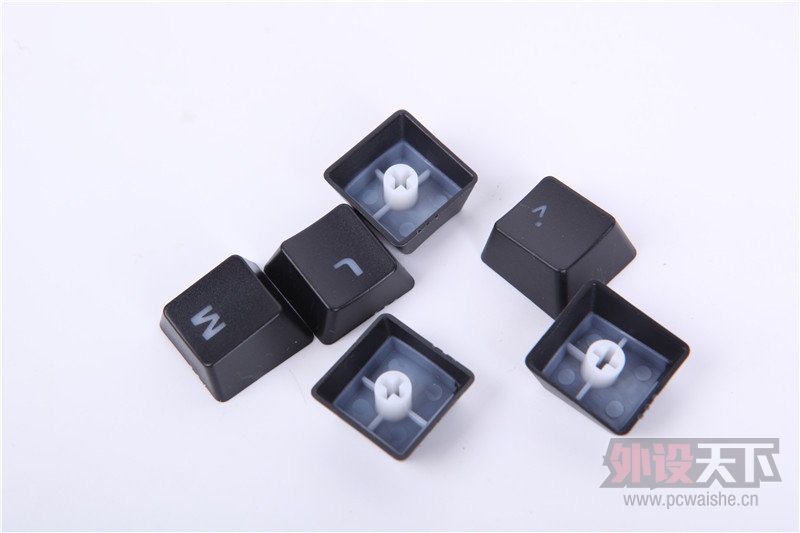 ��ɫ�ļ���---����Ż�еʦ�Ͻ����RGB������