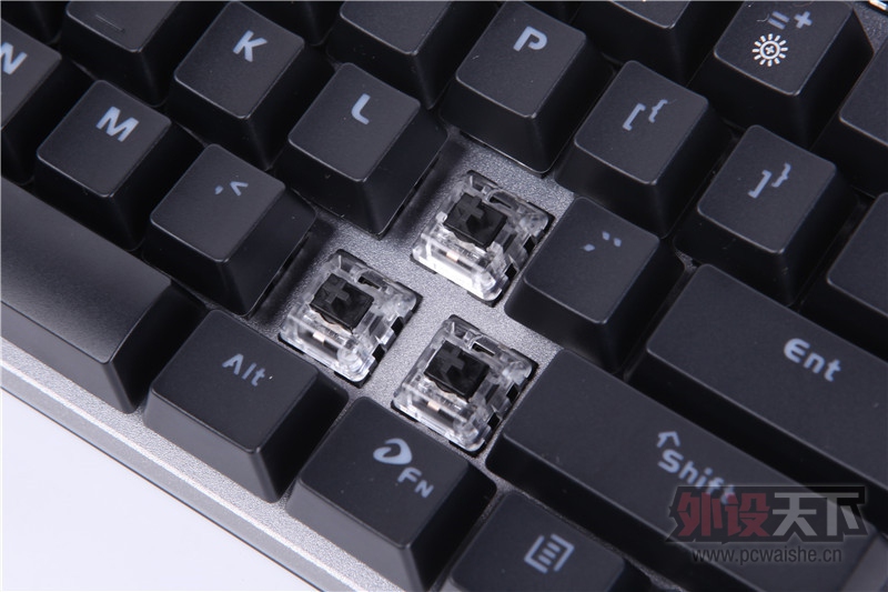 ��ɫ�ļ���---����Ż�еʦ�Ͻ����RGB������