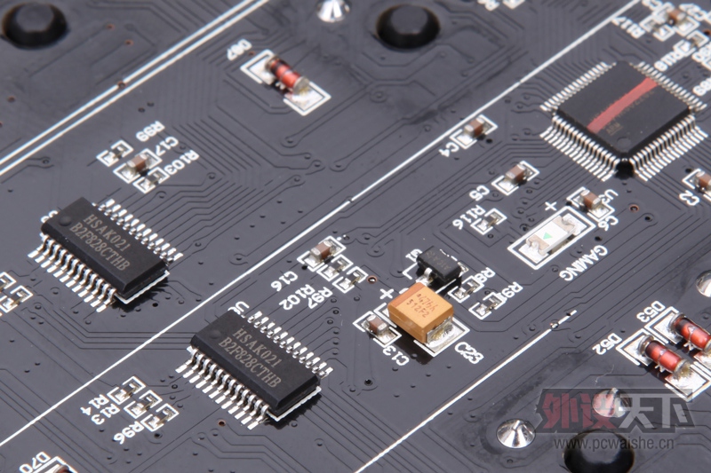 ��ɫ�ļ���---����Ż�еʦ�Ͻ����RGB������