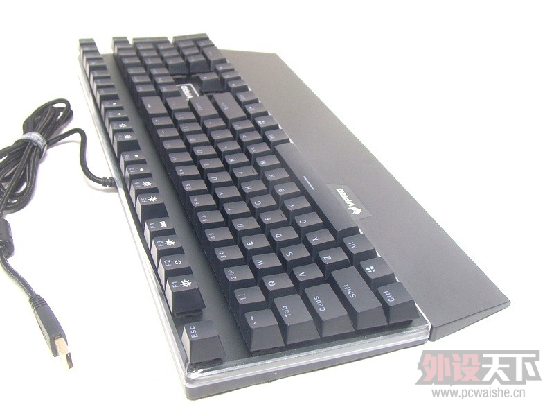 װ V720 RGB  еϷ