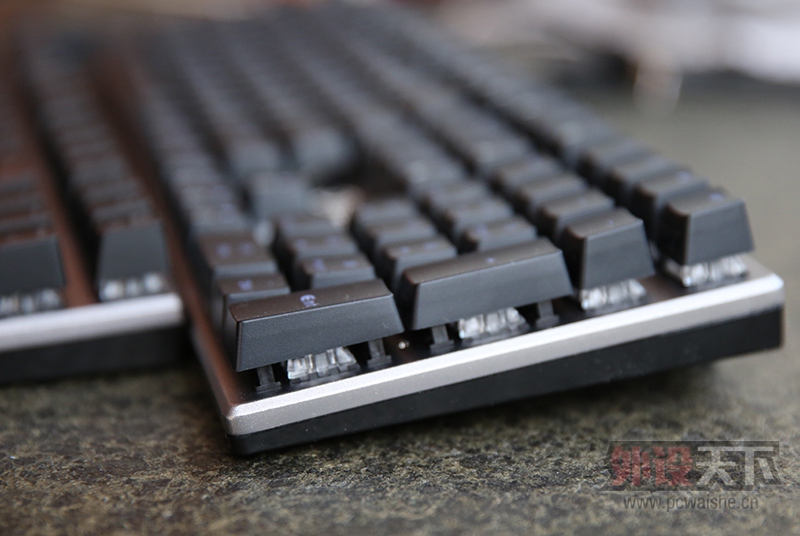 ���ɲ�����  ����Ż�е�Ͻ����RGB����