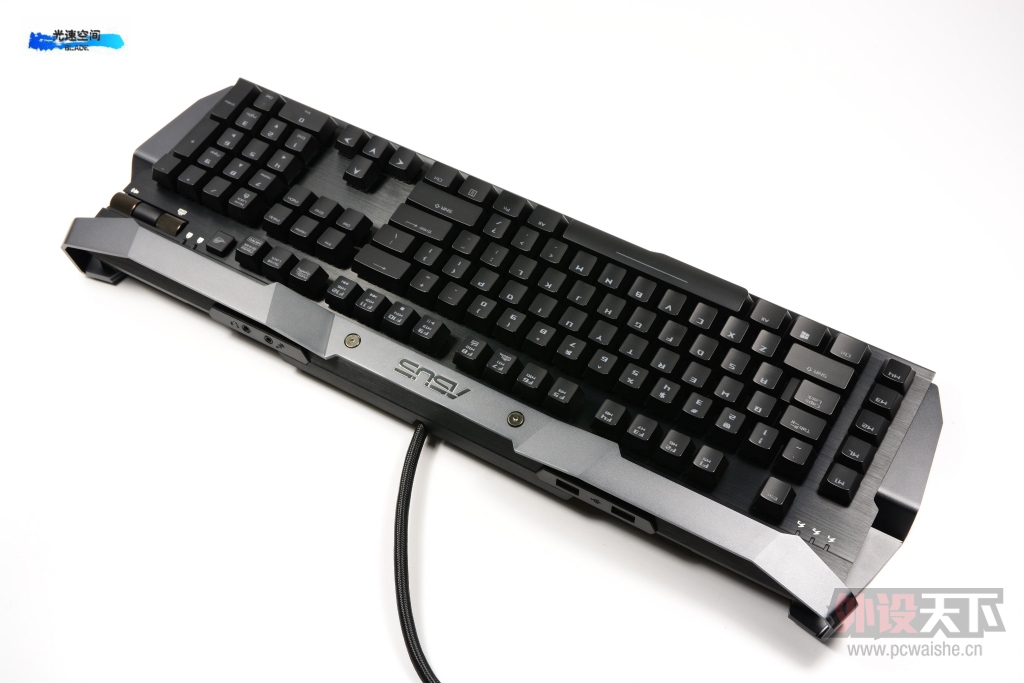 Ķ-˶ ROG GK2000 HORUSе