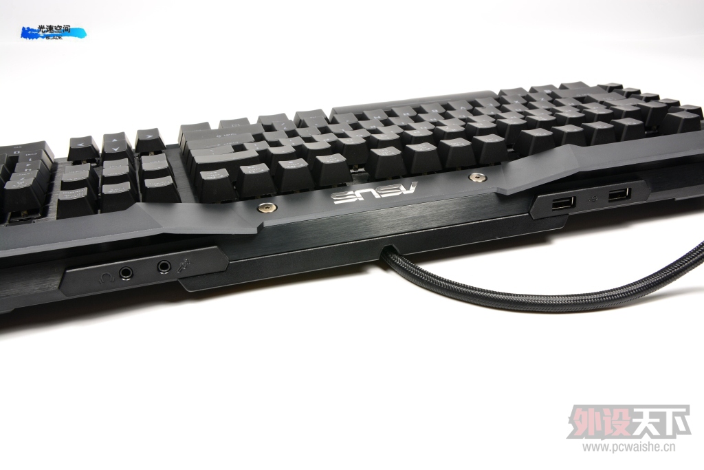 Ķ-˶ ROG GK2000 HORUSе