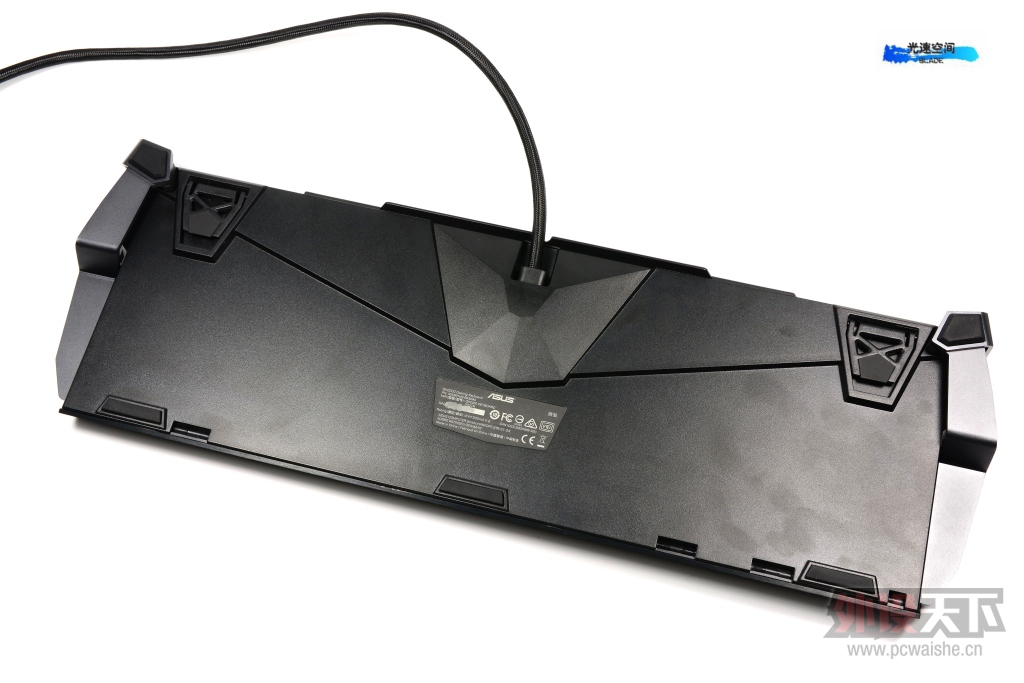 Ķ-˶ ROG GK2000 HORUSе