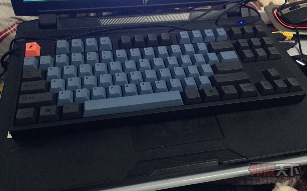 Leopold��������ñʮ������ɫ