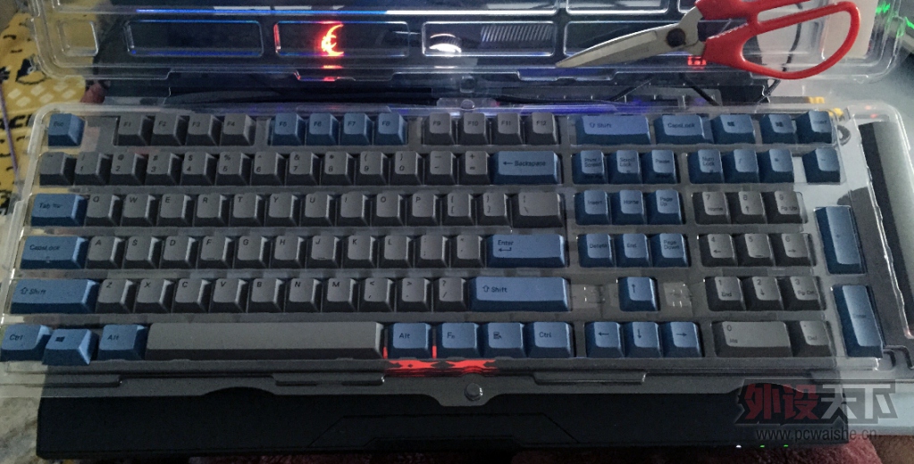 Leopold��������ñʮ������ɫ