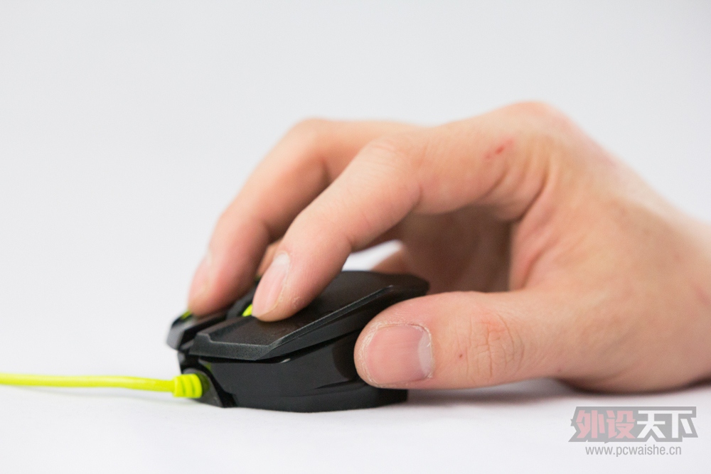�����ӡ�������ſᵽʲô�̶ȣ�Mad Catz R.A.T.1ʹ������