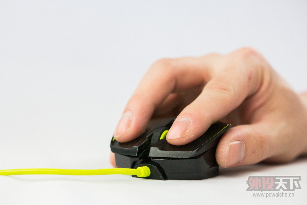 �����ӡ�������ſᵽʲô�̶ȣ�Mad Catz R.A.T.1ʹ������