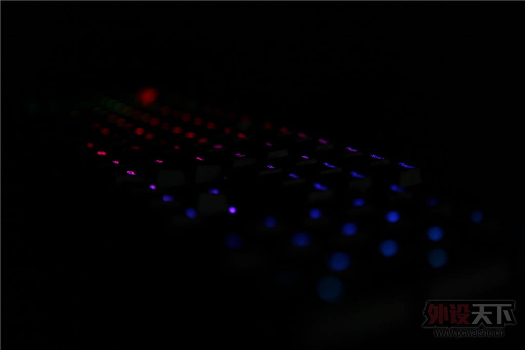 ������������̡���Likeyboard 104RGB���̵���