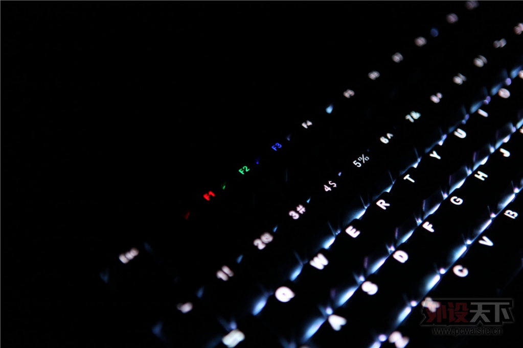 ������������̡���Likeyboard 104RGB���̵���