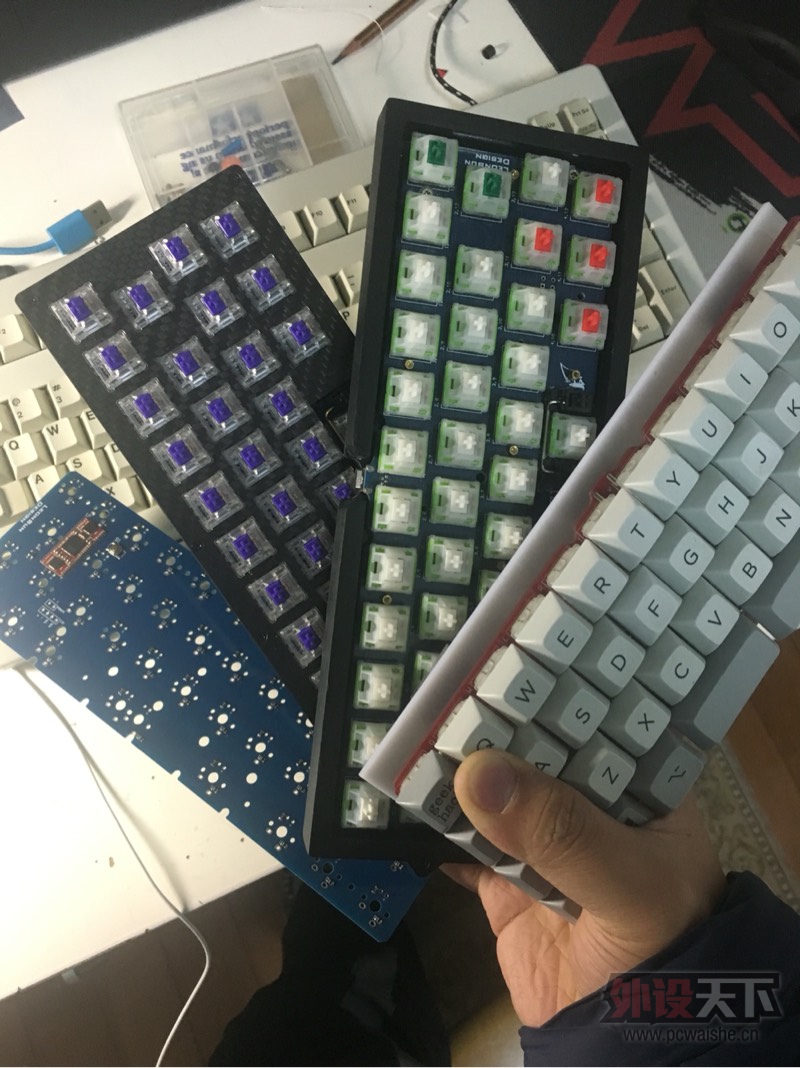 �����f��,�Ұl�F�@�ܶ���ֻ�ǰl�},�K��������׷��Ö|��