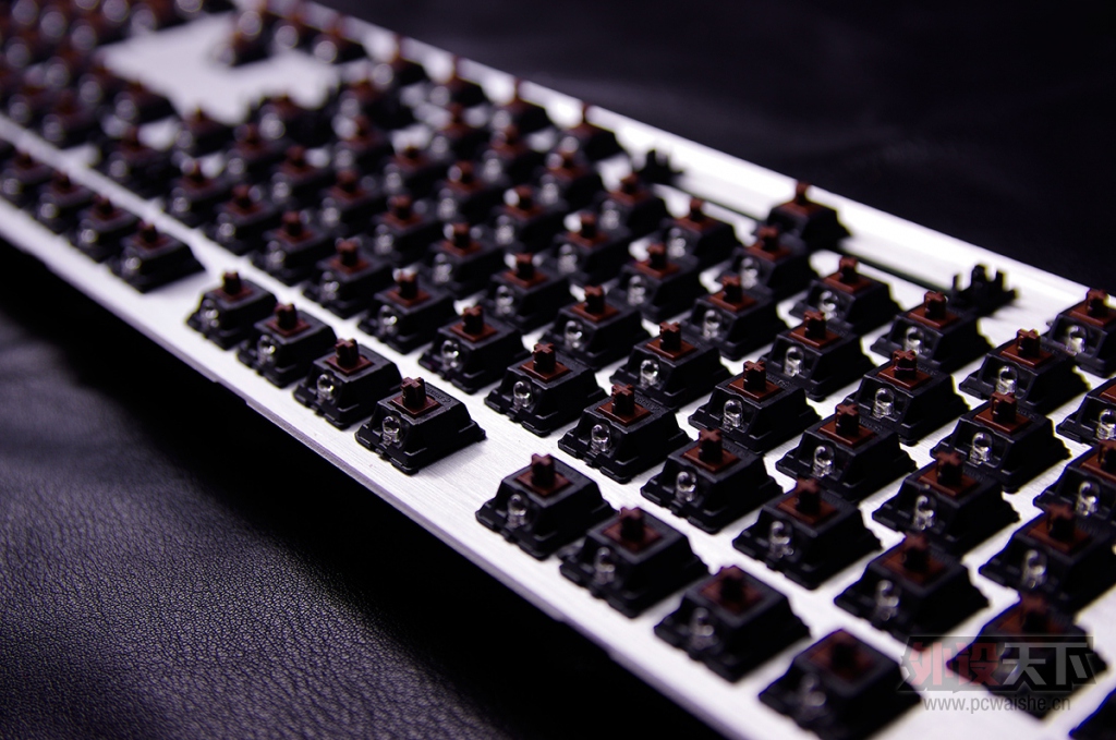 ����ұ��桿�������Ӳ�� ��٤ATTACK X3�����׷�����