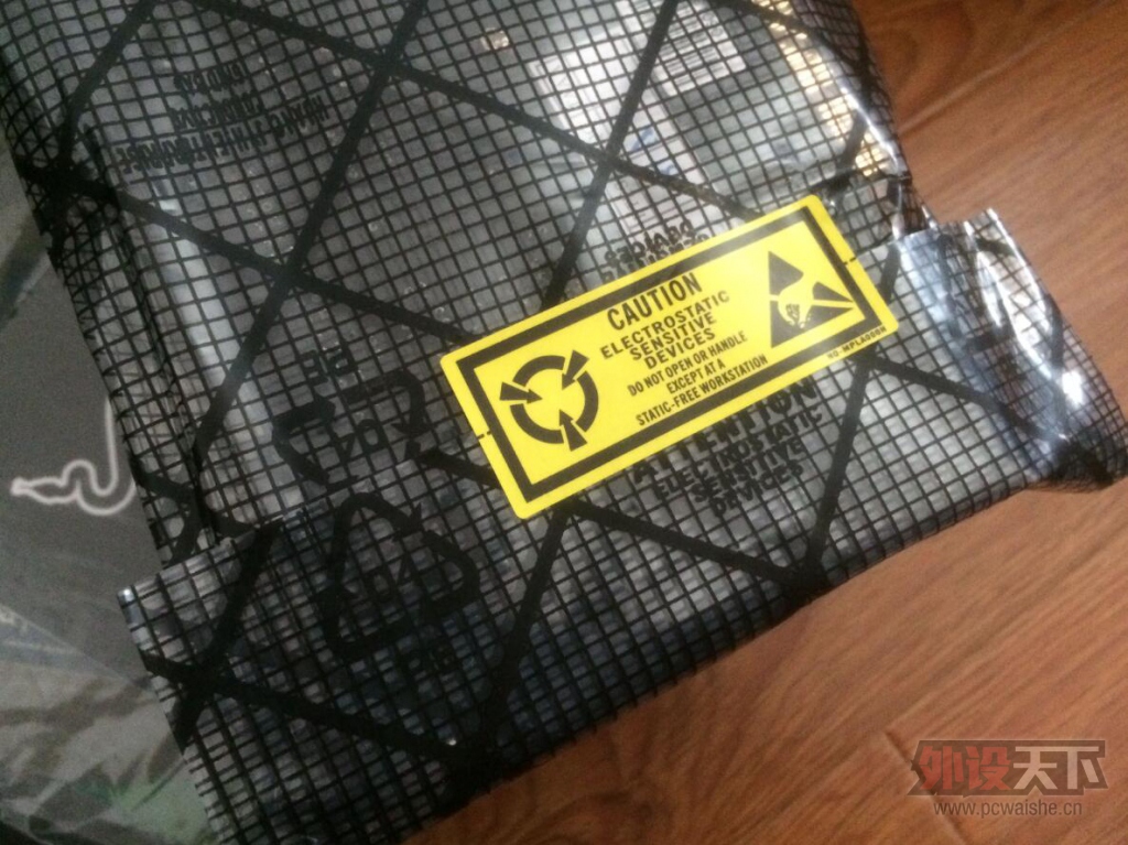 ��������Razer Barracuda AC-1 ��������