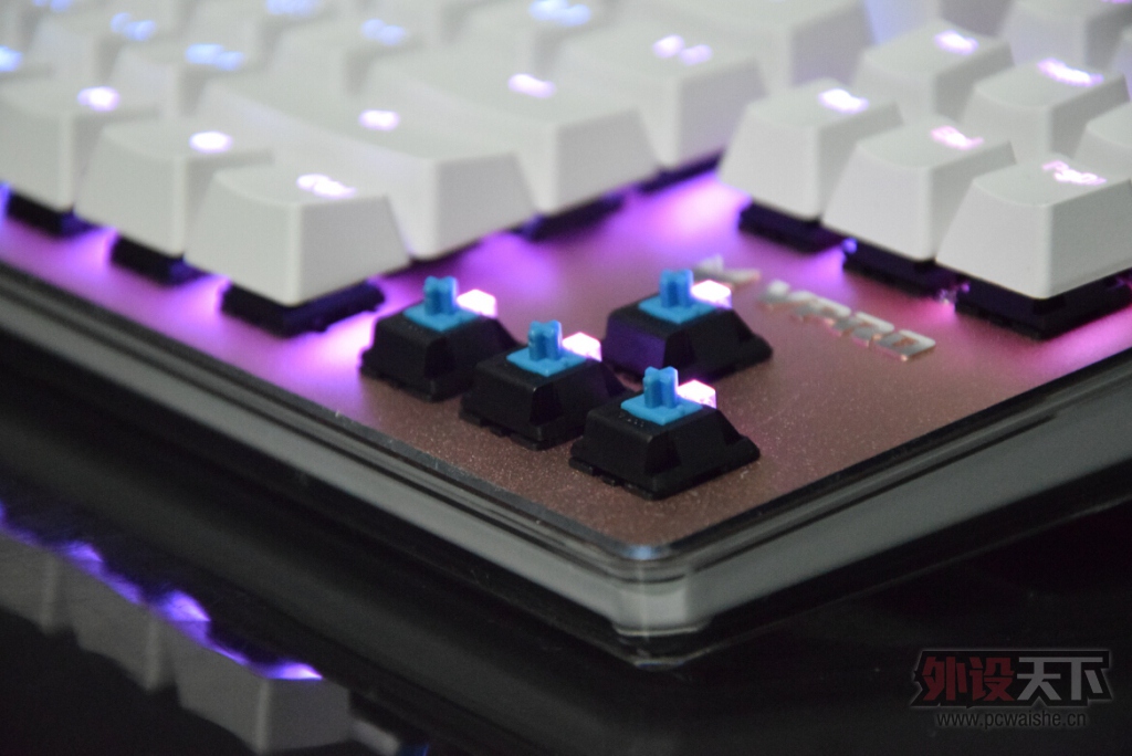 Ů��ر��������װأ֣������ңǣ»�е����