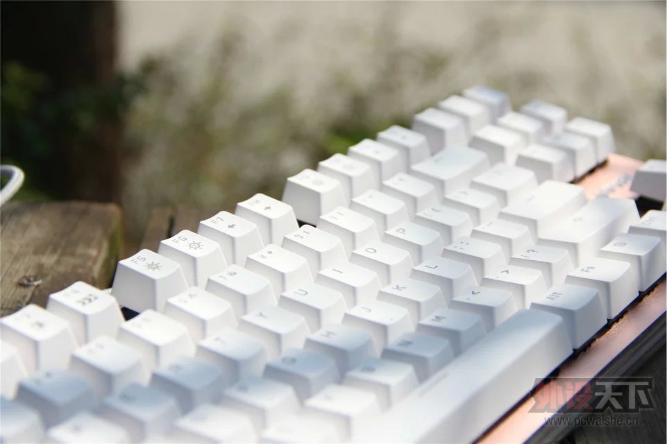 ���õ����е�ᡪ���װ�V500RGB��������