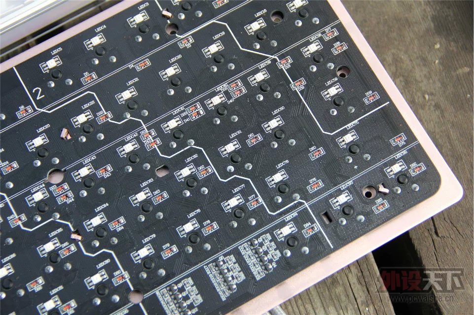 ���õ����е�ᡪ���װ�V500RGB��������