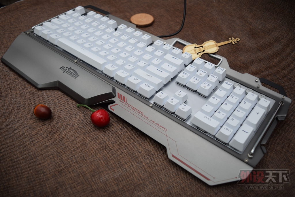 ���˸��Ѳ�ĵ���D13���������ո����֡�