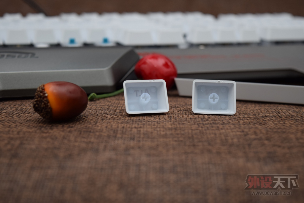 ���˸��Ѳ�ĵ���D13���������ո����֡�