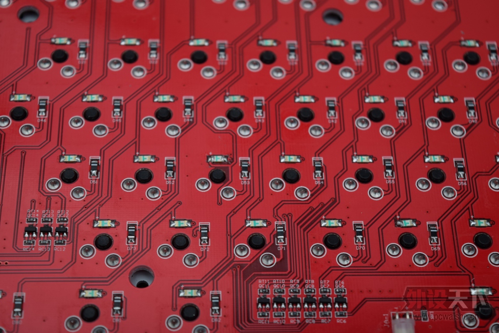 ���˸��Ѳ�ĵ���D13���������ո����֡�