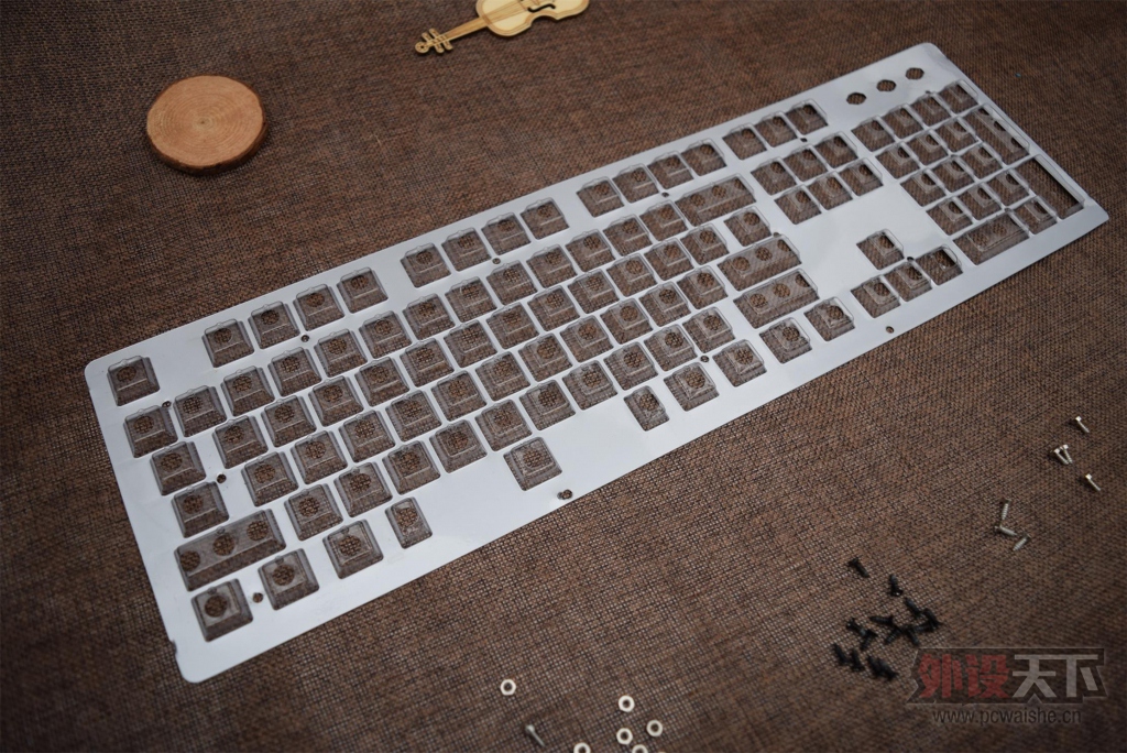 ���˸��Ѳ�ĵ���D13���������ո����֡�